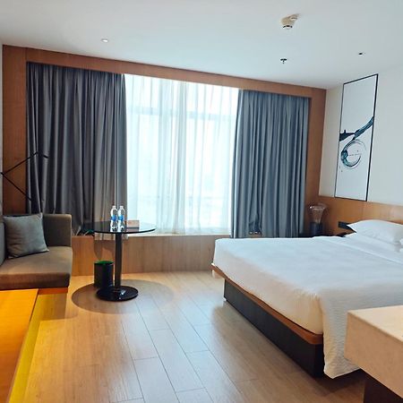Fairfield By Marriott Foshan Nanhai Экстерьер фото